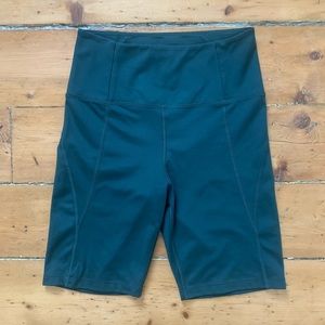 Girlfriend Collective High-Rise Bike Short in Moss